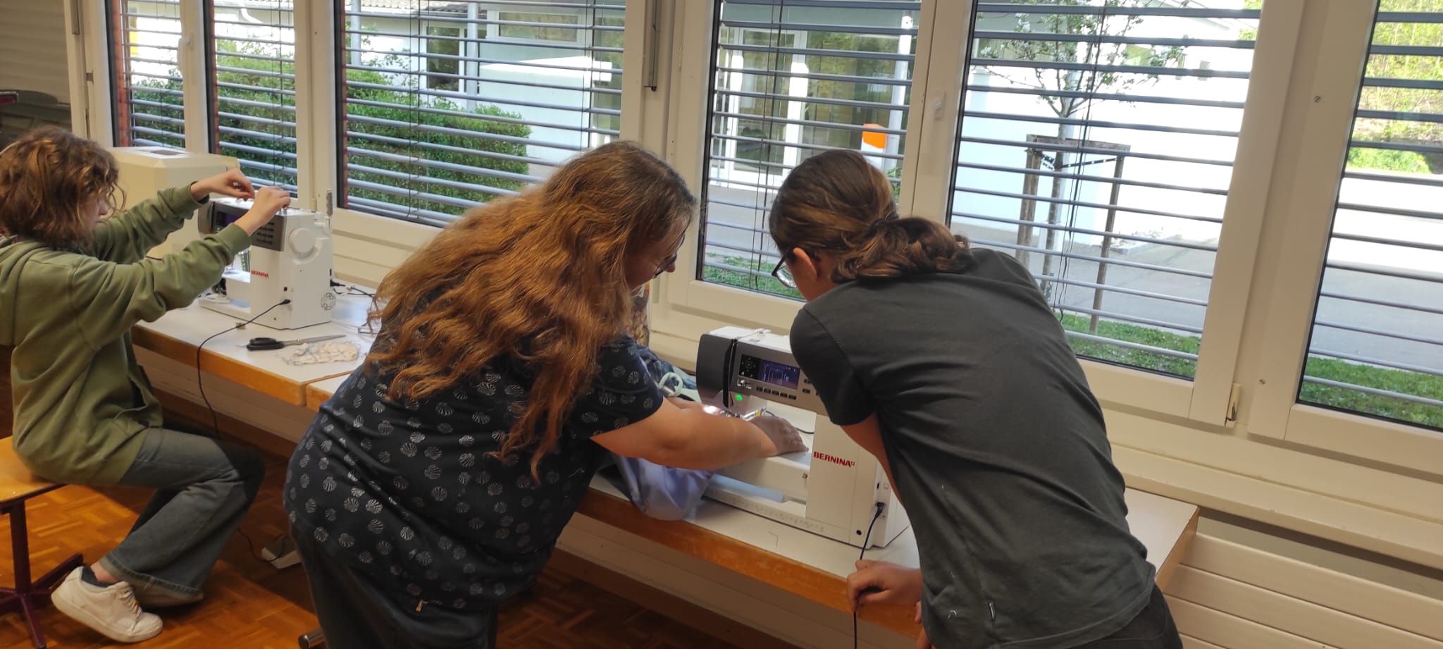 2024 Die Kunst bunte Stoffe zu verarbeiten