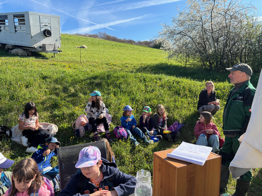 2026 Besuch bei den jungen Säuli und Lämmli