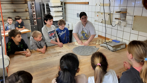 2024 Backen in der Bäckerei